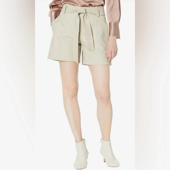 Vince Stitched Belt Leather Shorts in light dove - Picture 2 of 7